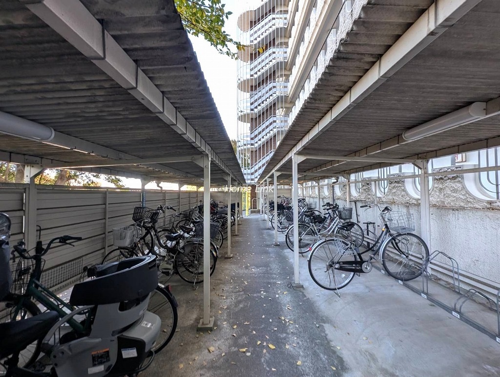 カーサ常盤台　駐輪場